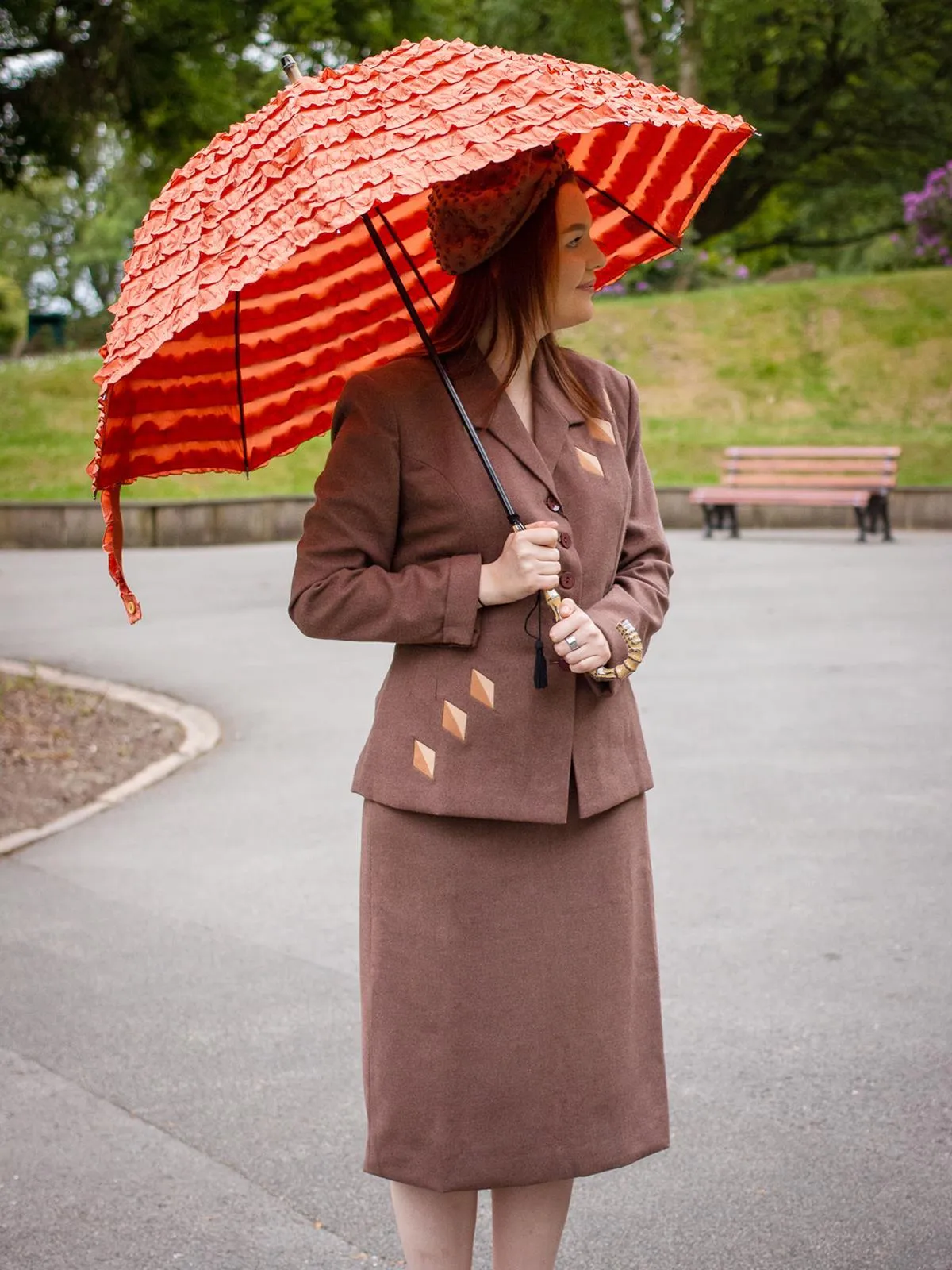 1940s Vintage Majestic Skirt Suit in Quail Brown