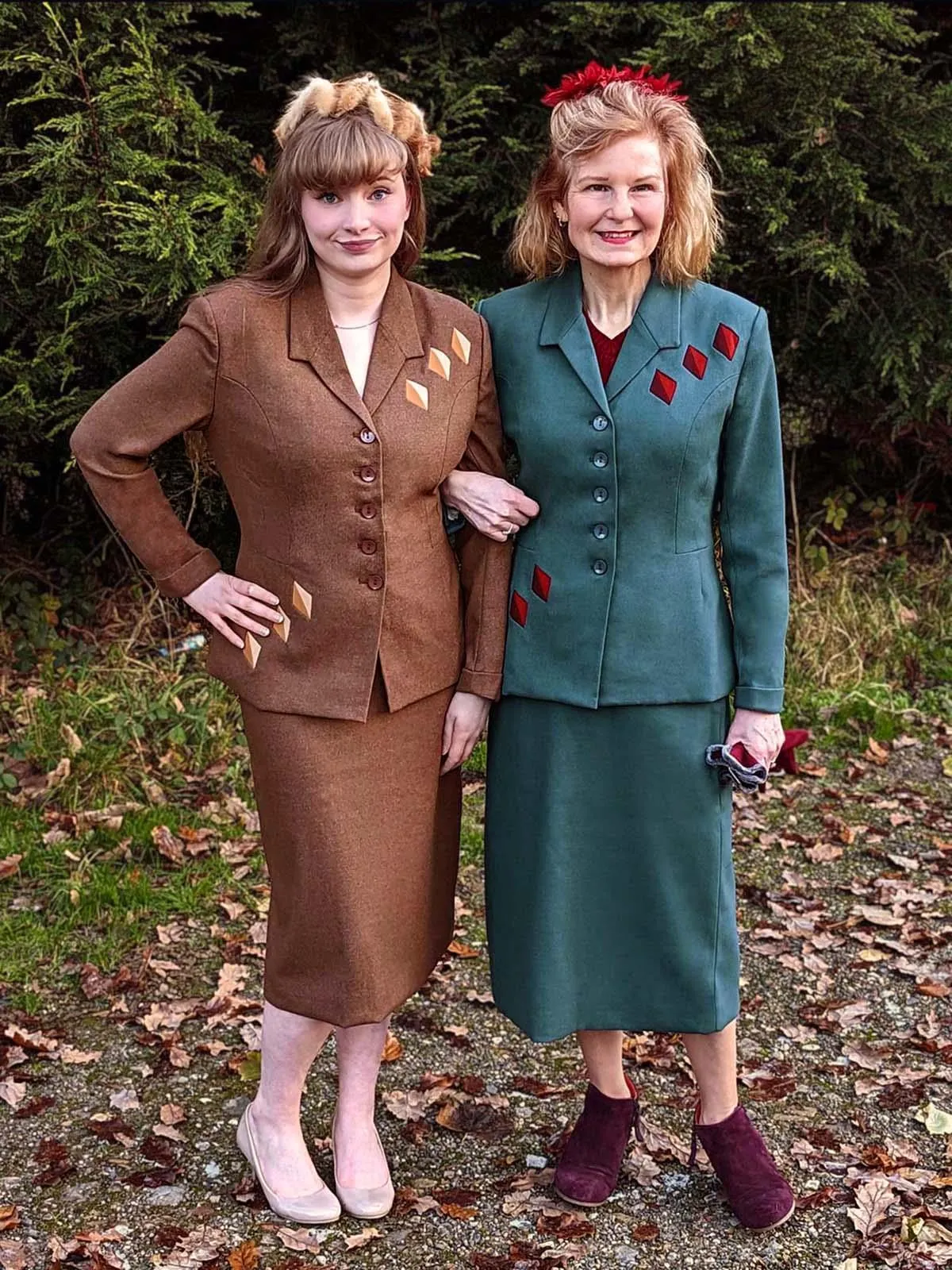 1940s Vintage Majestic Skirt Suit in Quail Brown