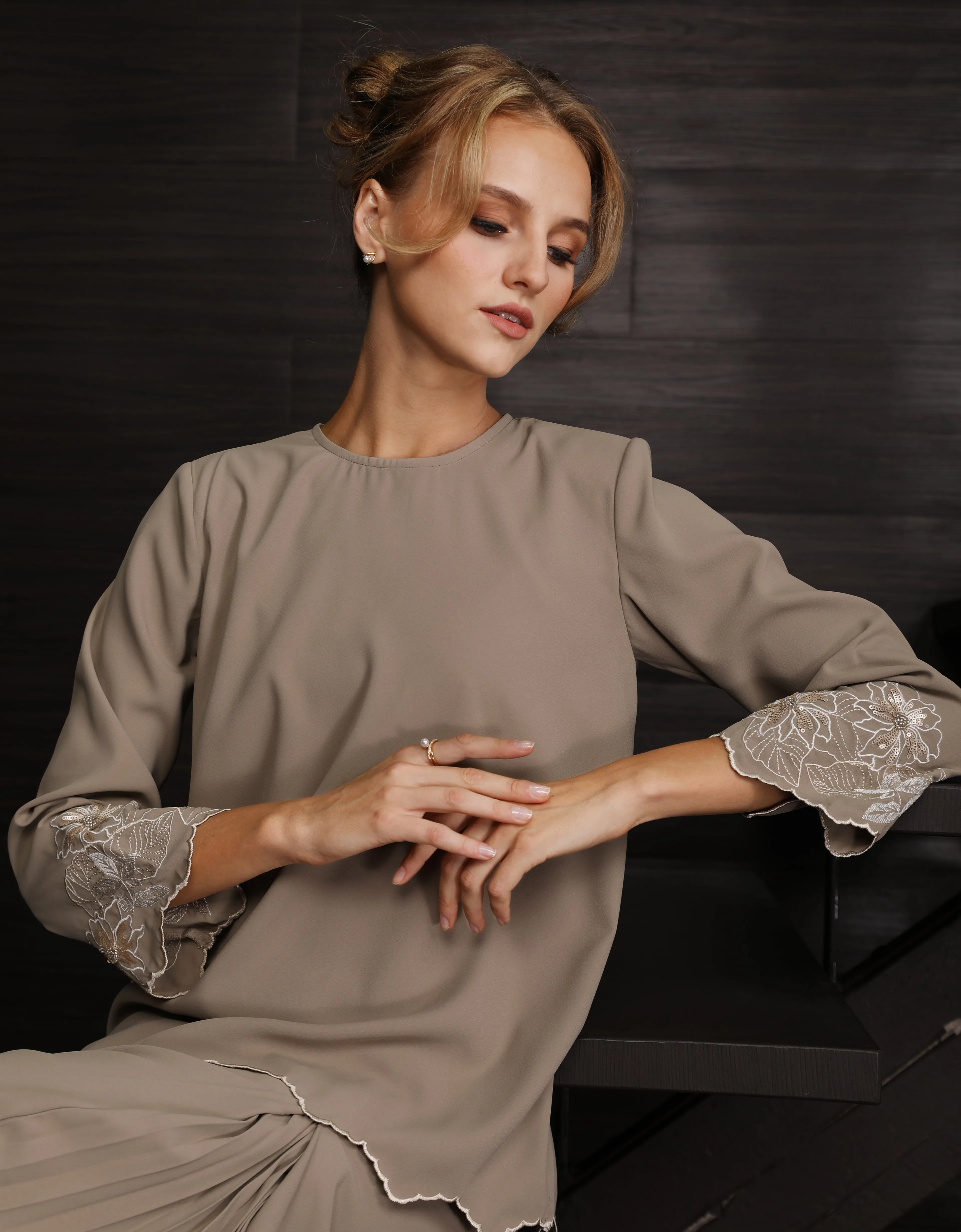 BAJU KURUNG KEDAH CHALINA (COFFEE)