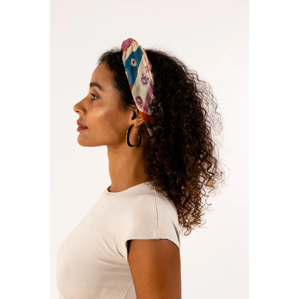 'Catch A Wave' Scarf