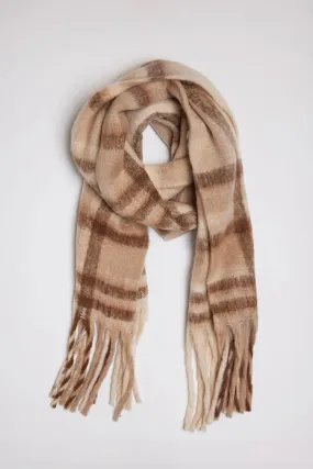 COZY PLAID SCARF
