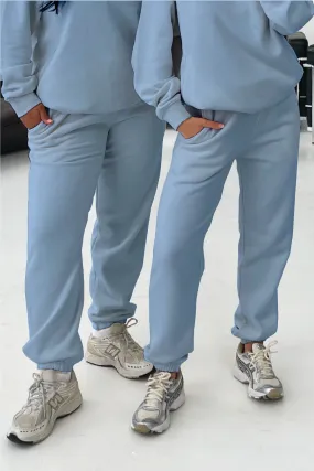 Glamify basics relaxed baby blue jogger
