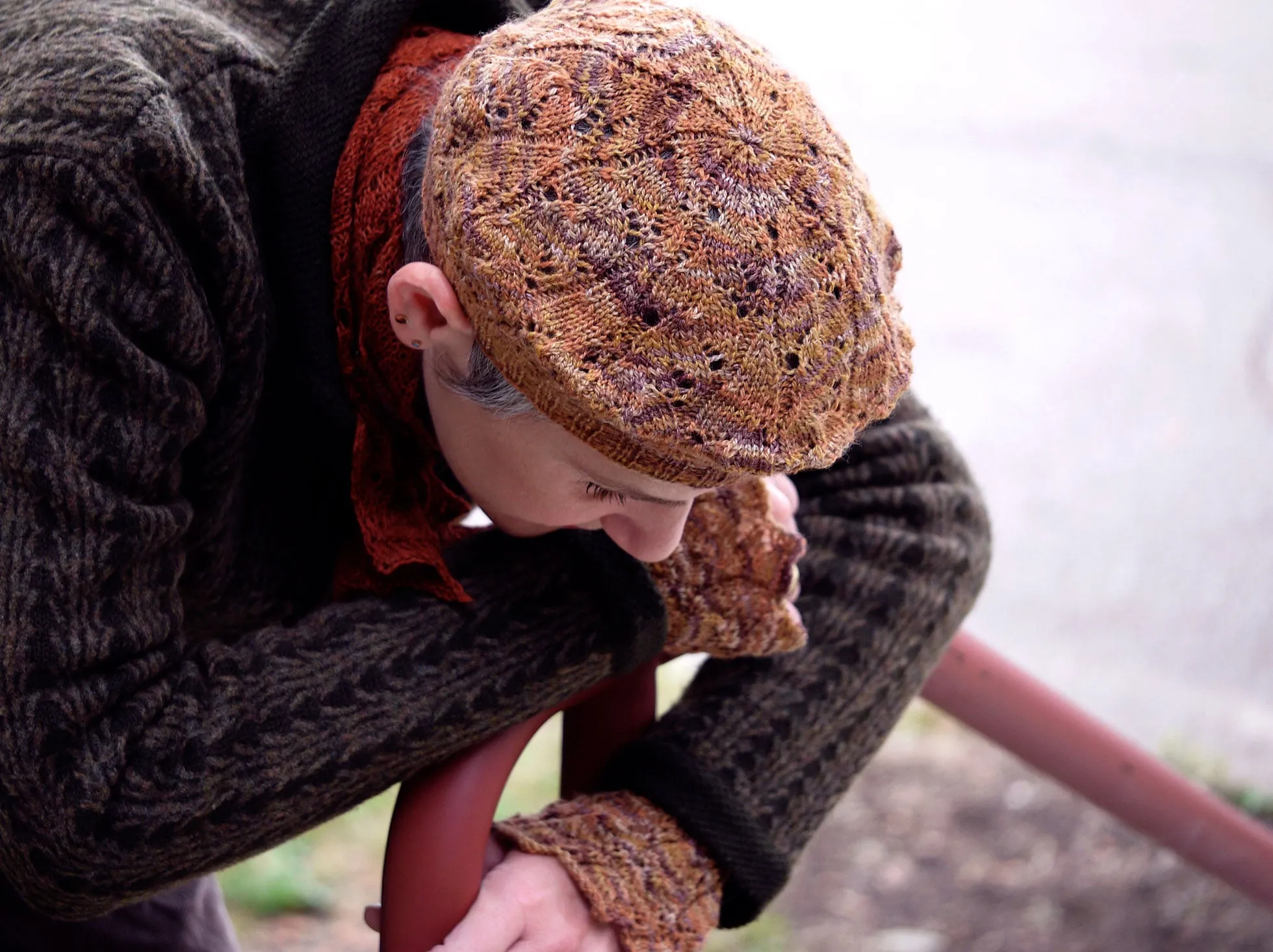 Hellebores Lace Beret and Wristlet Set <br/><small>knitting pattern</small>