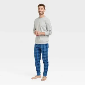 Men's 2pc Plaid Joggers and Long Sleeve Crewneck T-Shirt Pajama Set - Goodfellow & Co