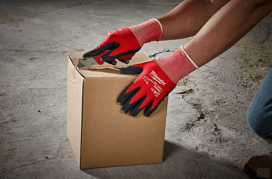 MILWAUKEE Cut 1 Nitrile Glove - 6 PK - Large 48-22-8902P