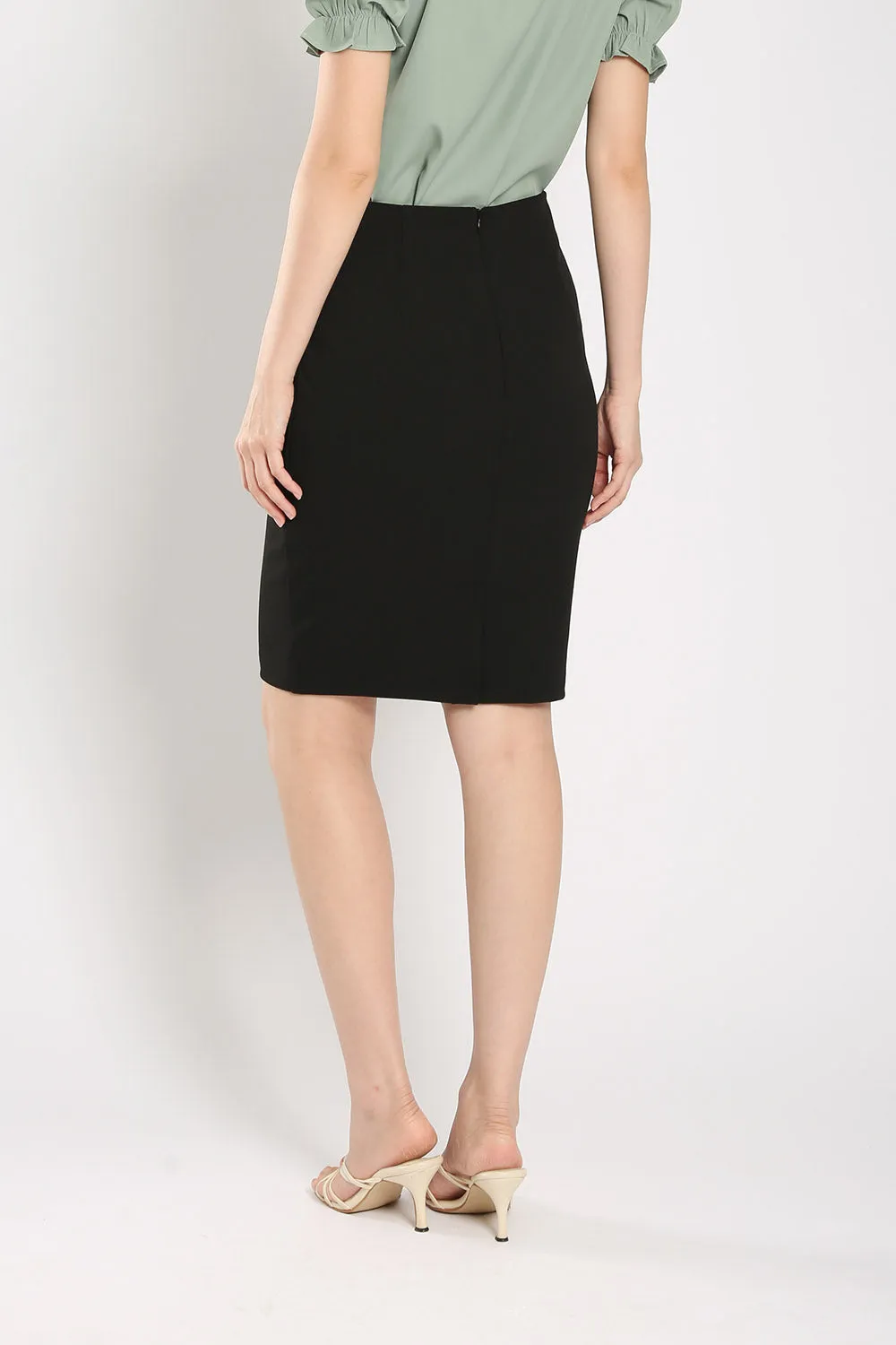 Monette Ultra-Stretch Pencil Skirt in Black