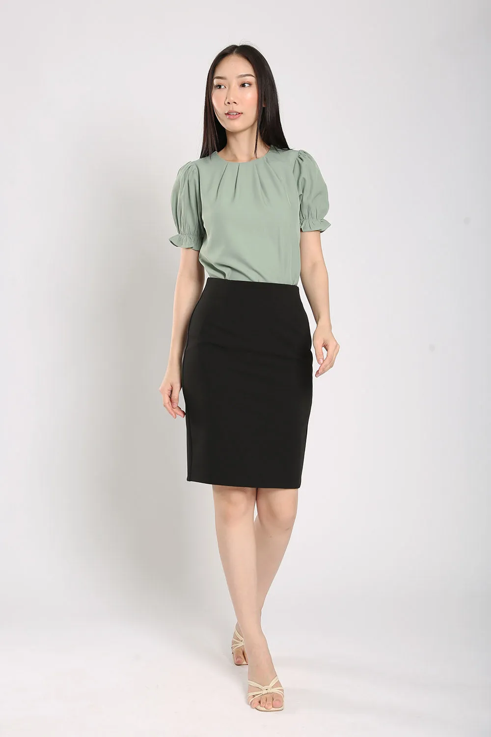 Monette Ultra-Stretch Pencil Skirt in Black