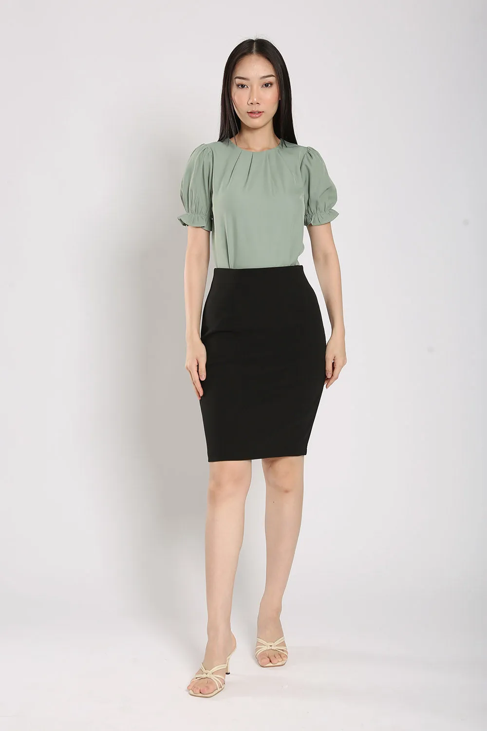 Monette Ultra-Stretch Pencil Skirt in Black