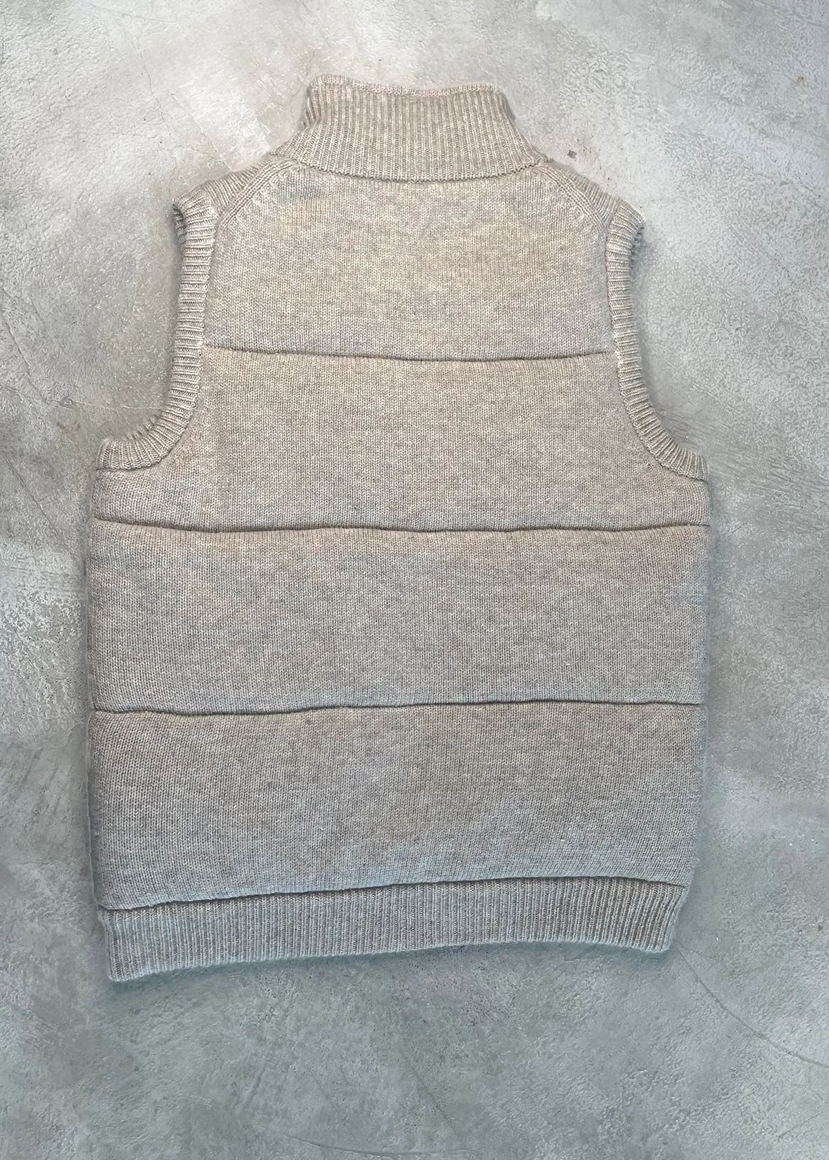 OMEER | Our puffer Gilet