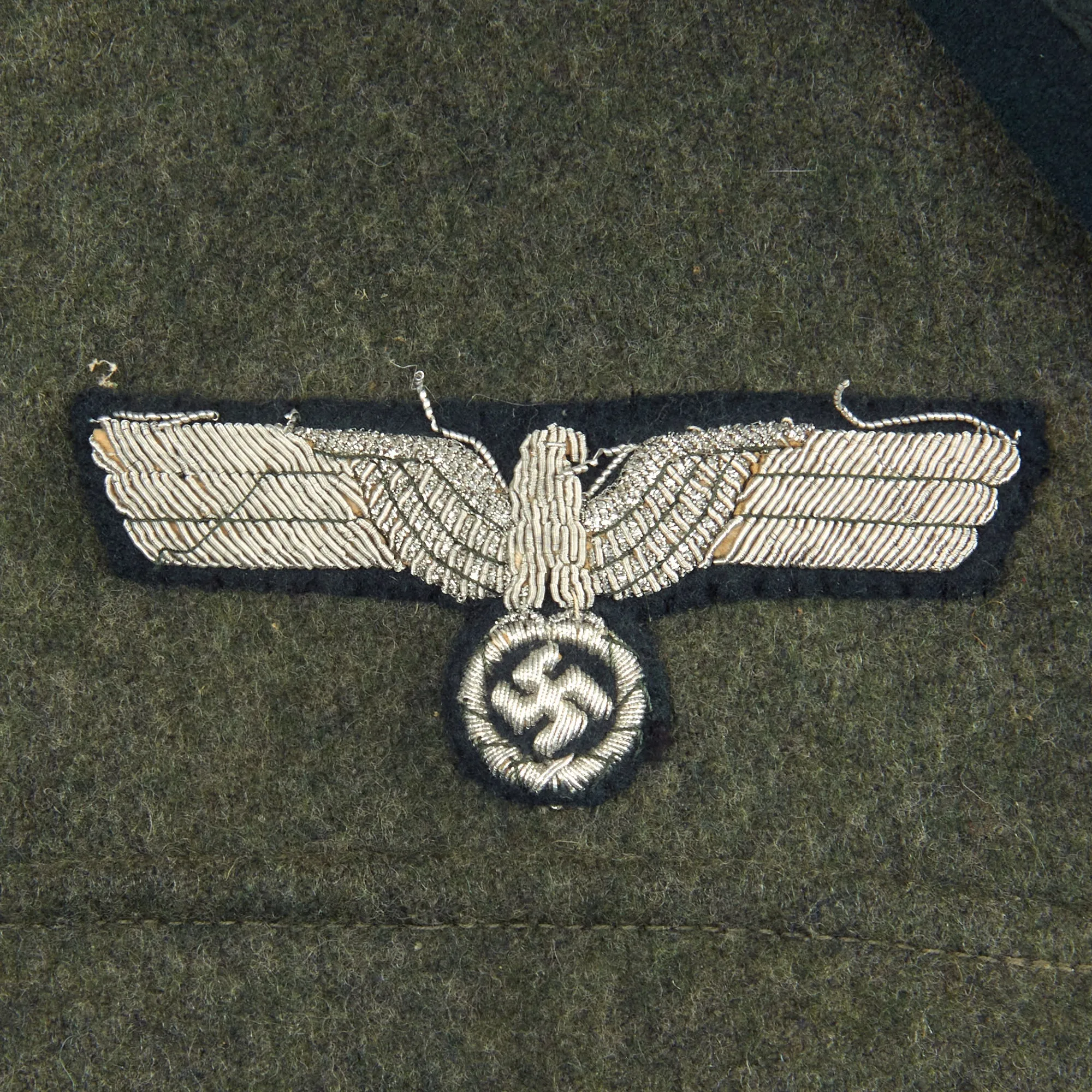 Original German WWII Early Heer Artillery Reserve Hauptmann Officer's M36 Field Tunic with Eastern Medal Ribbon