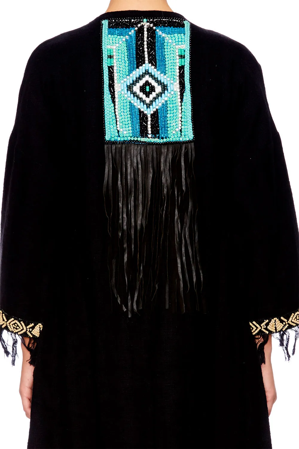 ROLL COLLAR COAT RUNAWAY READY
