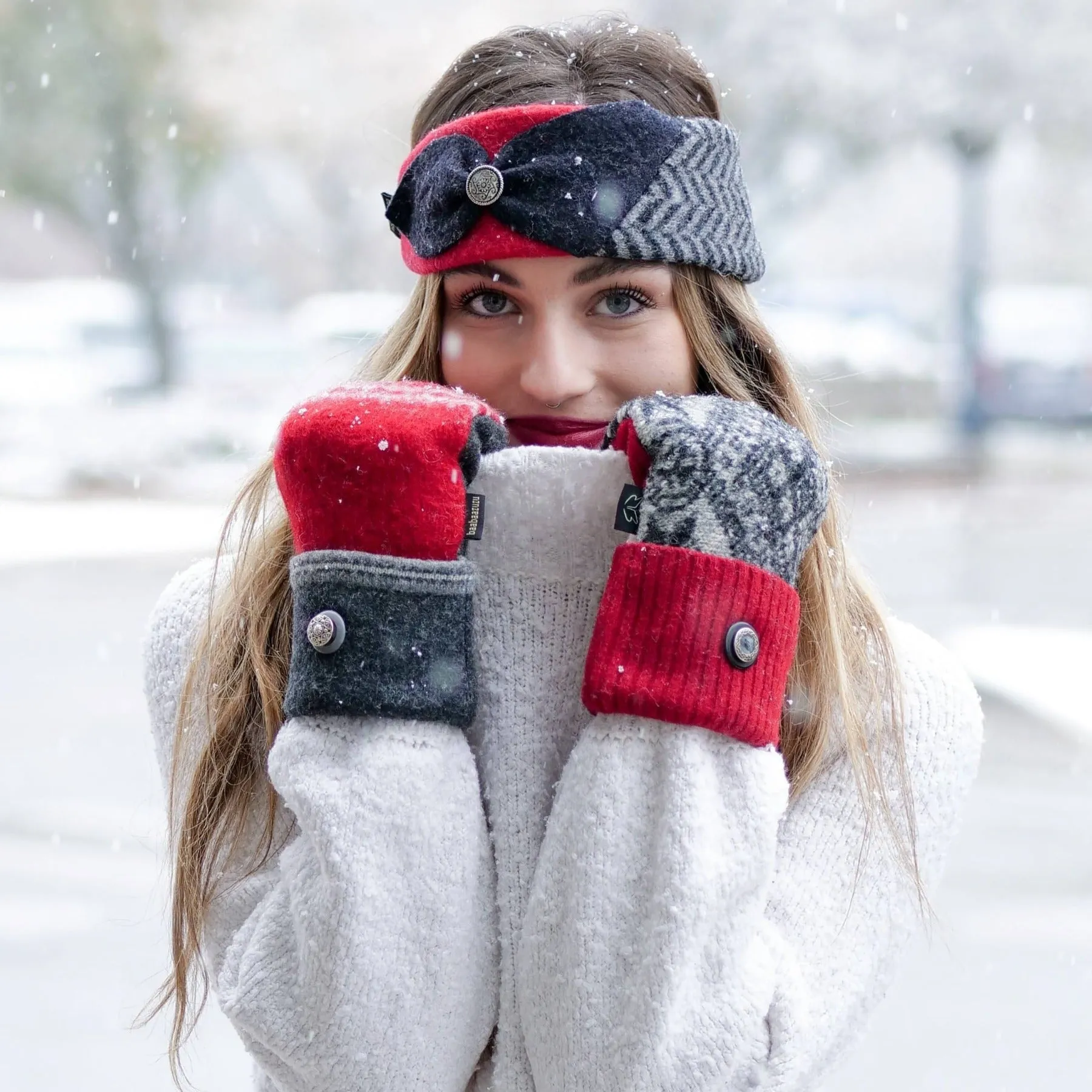Sweater Mittens