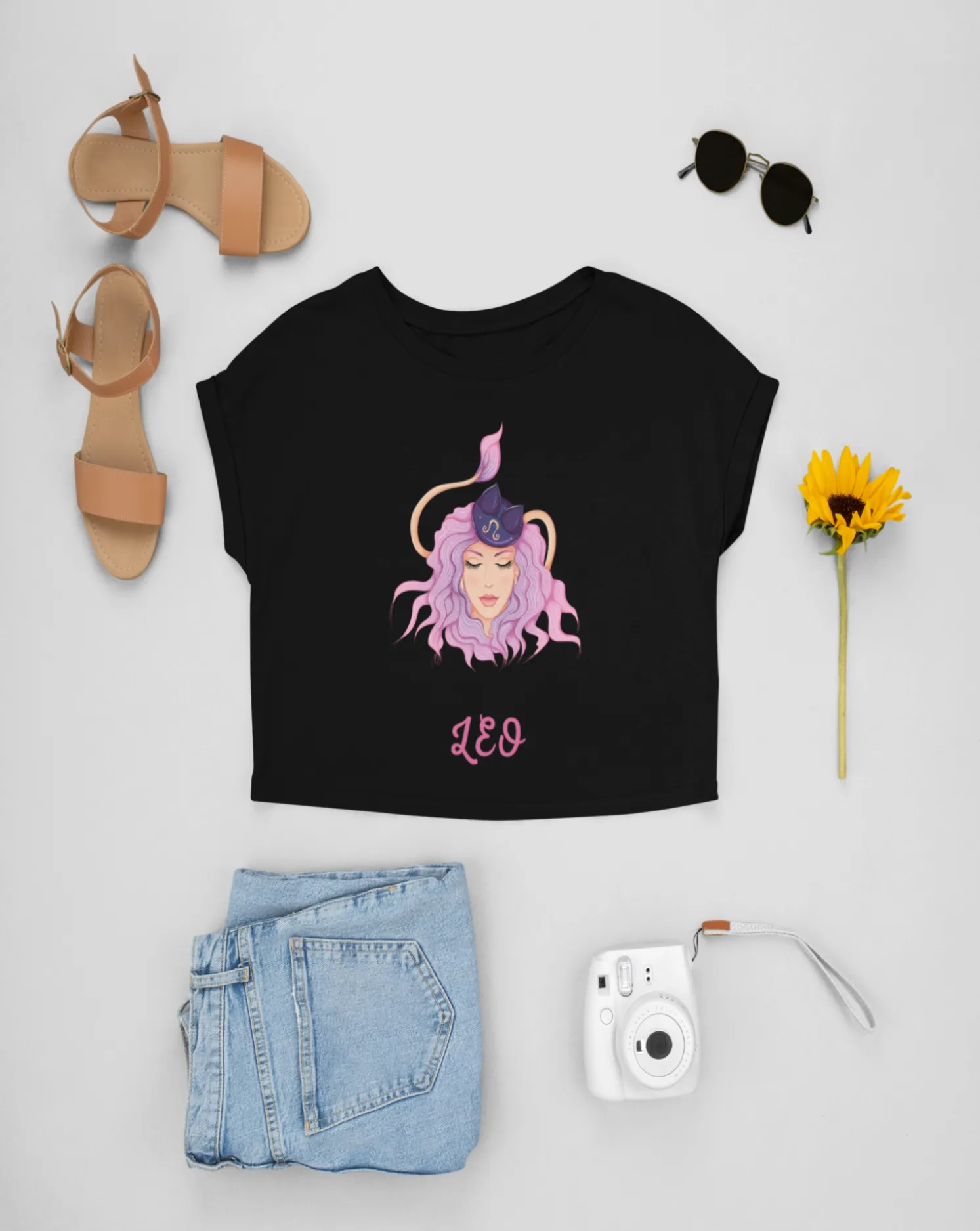 Trendy Women's Stellar Leo Crop Top