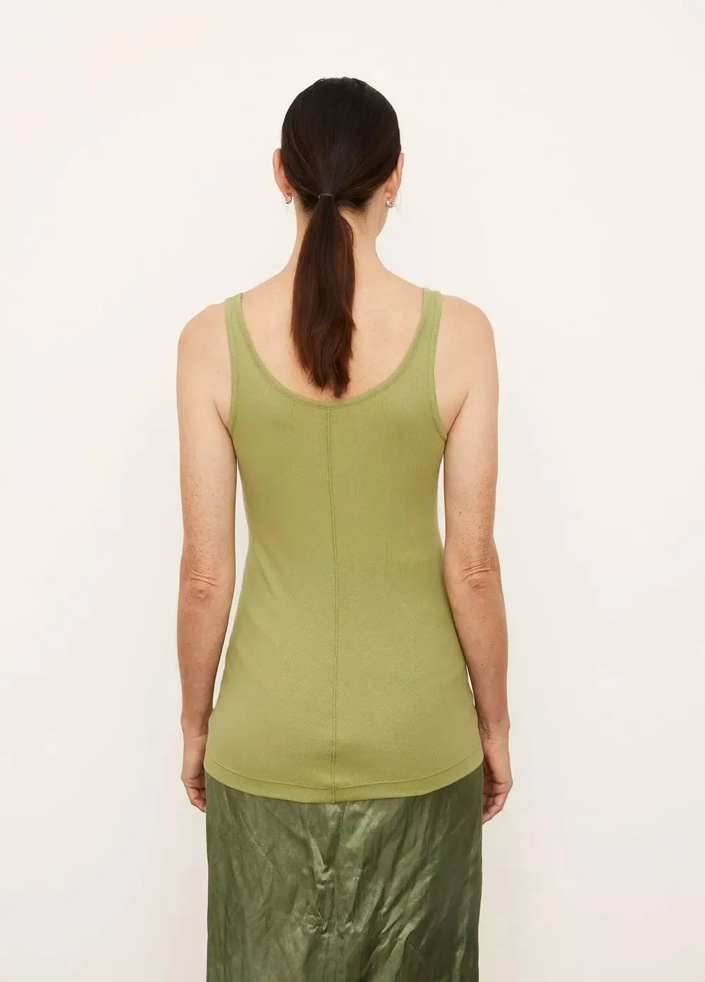 Vince - Scoop Neck tank in Pistachio